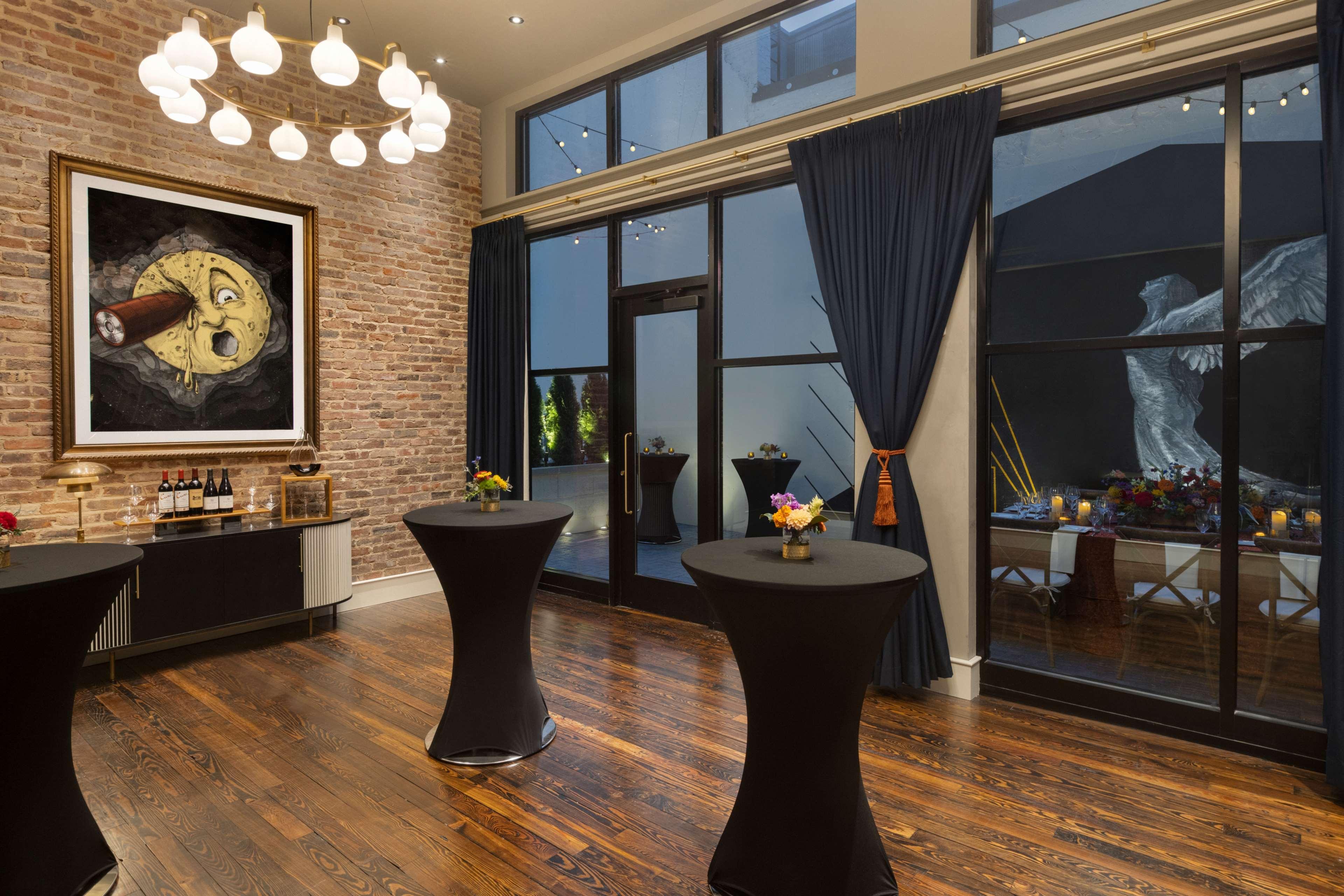 106 Jefferson Huntsville, Curio Collection By Hilton Dış mekan fotoğraf